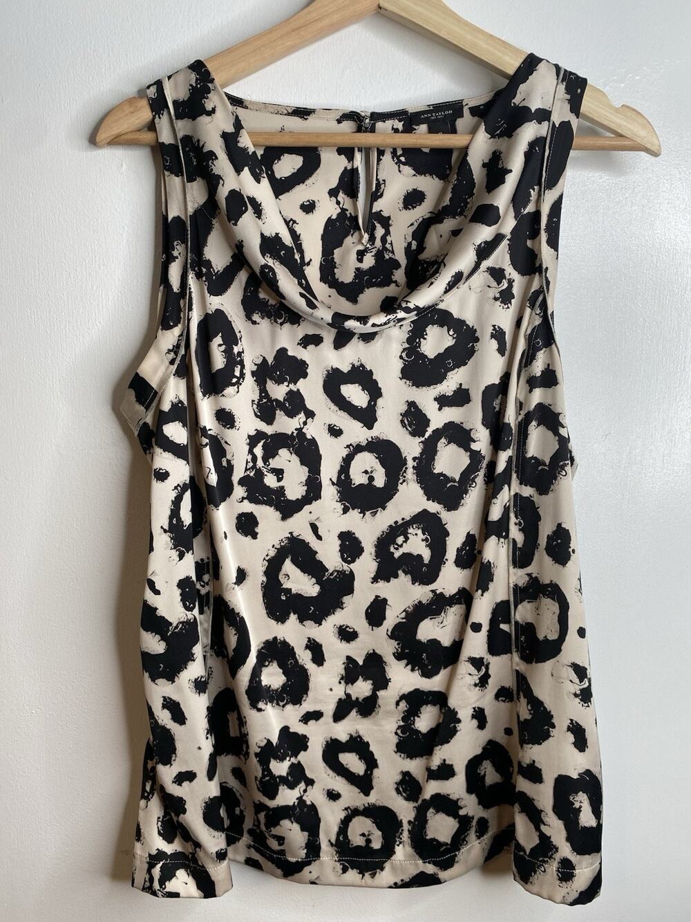 Ann Taylor Women's Champagne Black Abstract Circle Sleeveless Satin Top Size 8